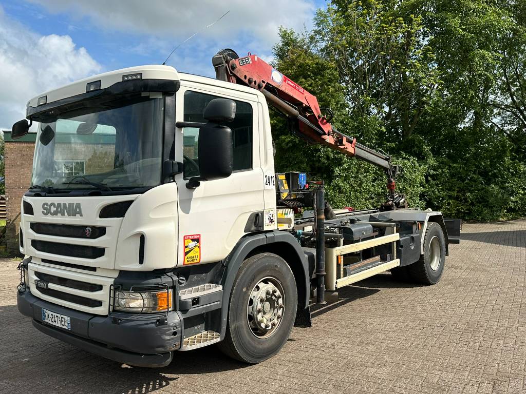 Scania P280 DB 4X2HNA + R3500 retarder + HMF 635 K2 Kran