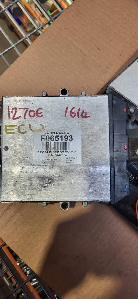 John Deere ECU (F065193)
