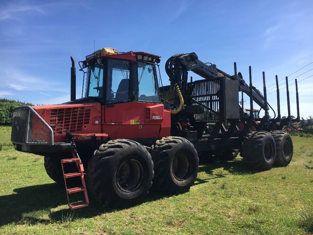 Valmet 890.3 Valmet 890.3