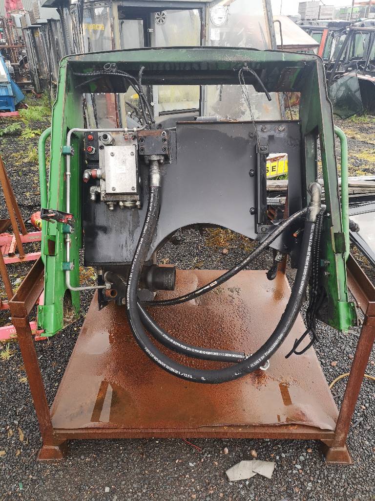 John Deere 1170E HYDRAULIC TANK John Deere 1170E HYDRAULIC TANK