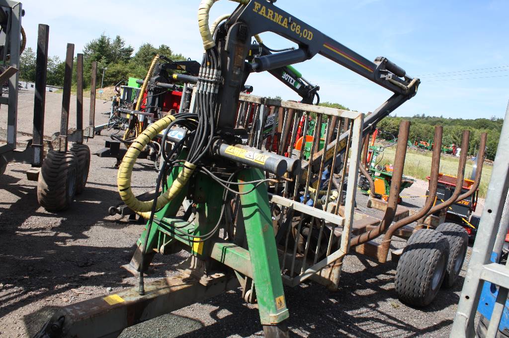 Botex 8T trailer c/w Farma Crane Botex 8T trailer c/w Farma Crane