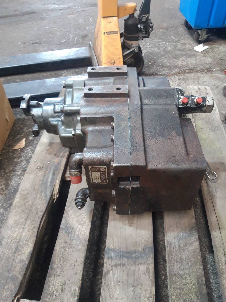 Logset 6F / LGS 03 0 TRANSFER GEARBOX Logset 6F / LGS 03 0 TRANSFER GEARBOX