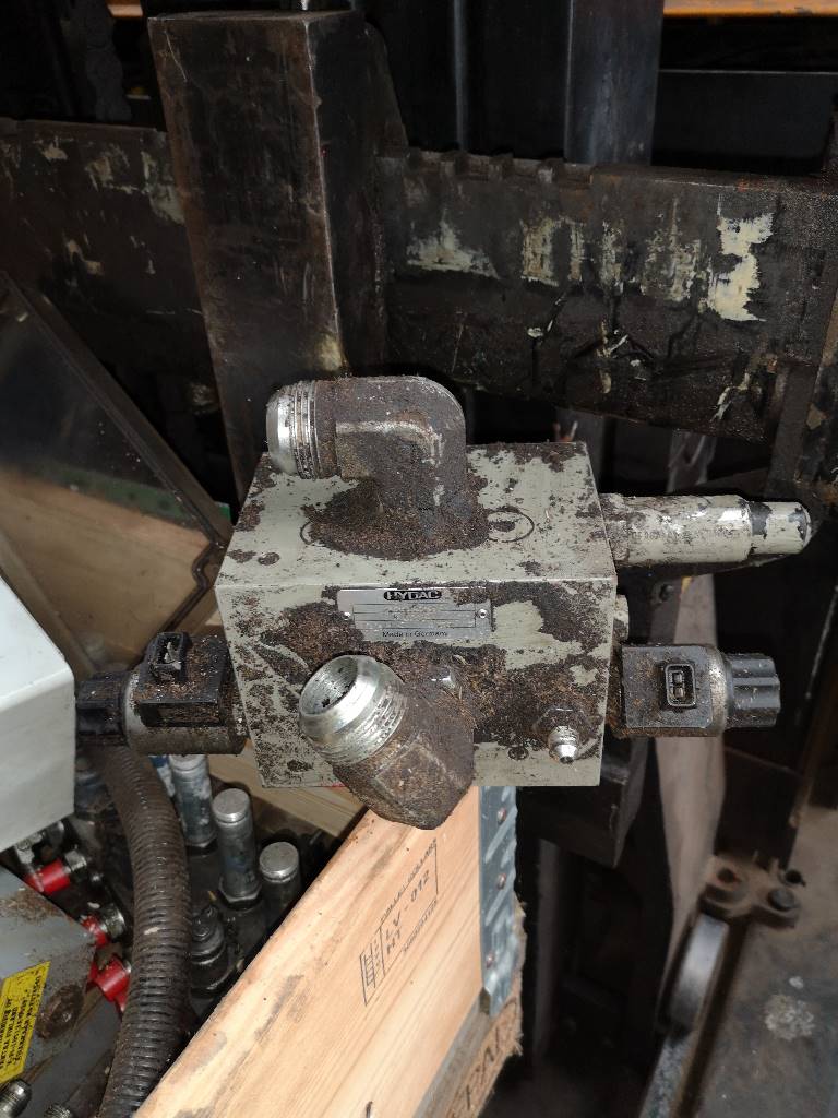 John Deere 1270 E FAN CONTROL VALVE John Deere 1270 E FAN CONTROL VALVE
