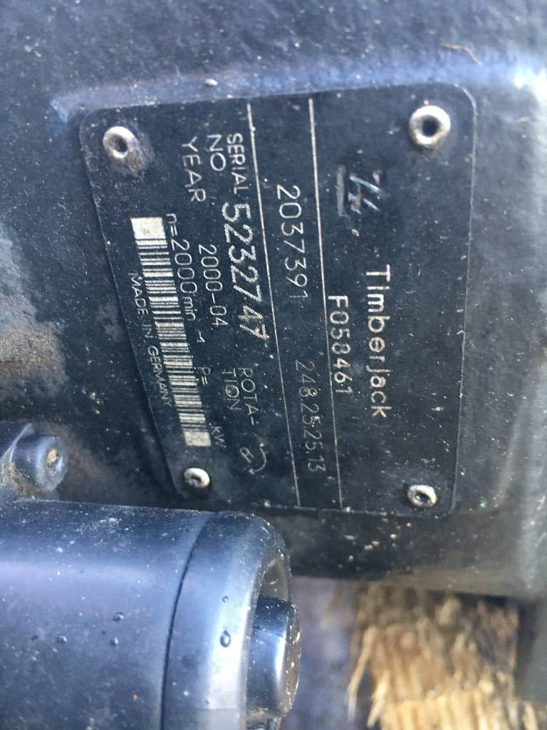 Timberjack 1070 Hyd pump F058461