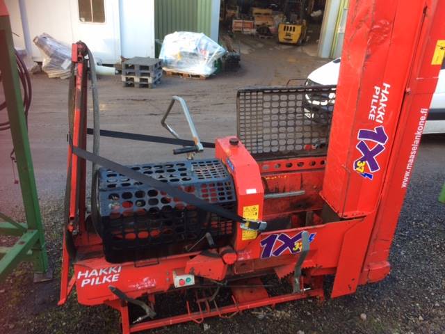 Hakki Pilke 1 x 37 Firewood Processor Hakki Pilke 1 x 37 Firewood Processor