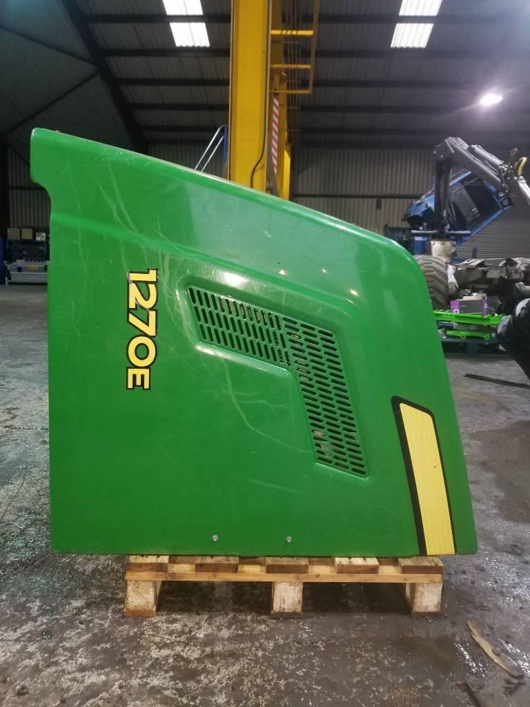 John Deere 1270 E Eco III TANK HOOD John Deere 1270 E Eco III TANK HOOD