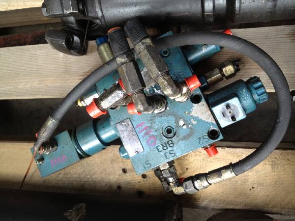 Timberjack / John Deere Brake valve