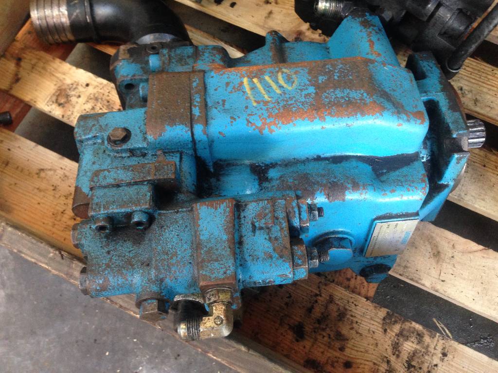 Timberjack 1110 Vickers PVH131C hydraulic pump Timberjack 1110 Vickers PVH131C hydraulic pump